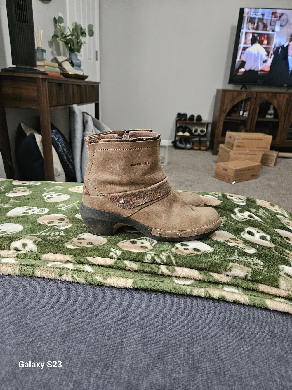 Merrell Grizzle Women's Ankle Boots Size 6 Brown Suede Zip Comfort Clog Heel